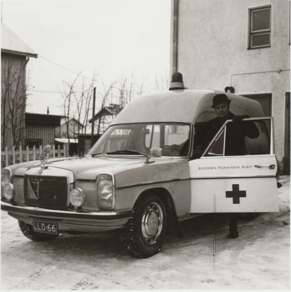 Ambulanssi kuski Seemi